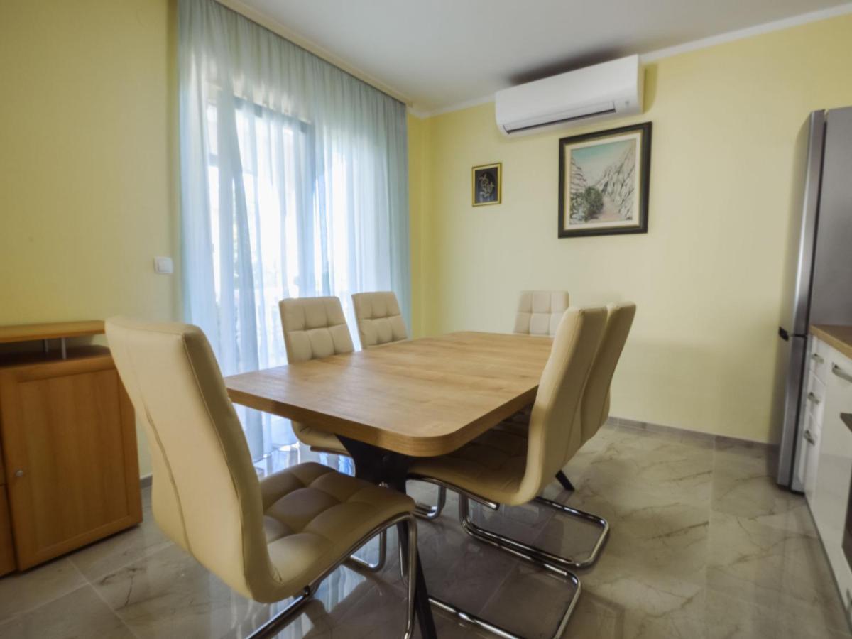 Apartment Ana By Interhome Starigrad Paklenica
