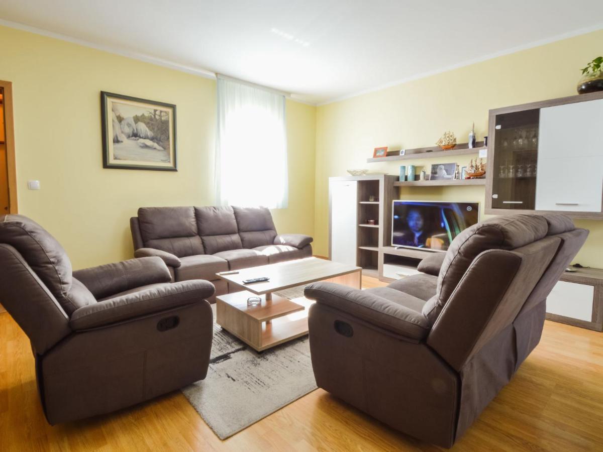 Ana By Interhome Appartement Starigrad Paklenica